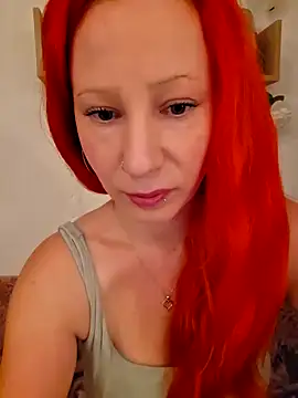 Snapshot of Nadinedk chatting on 10-13-25, 06:15 Nadinedk online show from 10-13-25, 06:15