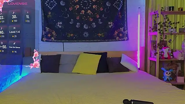 Snapshot of Bekky_Hammon chatting on 02-19-26, 05:15 Bekky Hammon online show from 02-19-26, 05:15