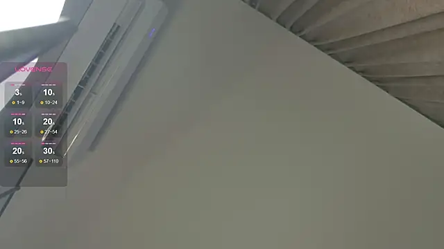 Lunainnk online show from 12-23-25, 02:44