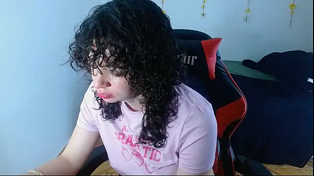 Snapshot of sajecrismaa chatting on 06-14-26, 02:24 sajecrismaa online show from 06-14-26, 02:24