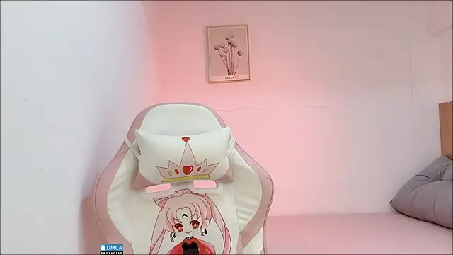 Snapshot of R_R6 chatting on 10-05-25, 09:55 R R6 online show from 10-05-25, 09:55