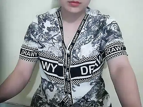 Linda-24 online show from 03-23-26, 02:06