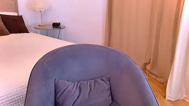 Snapshot of PrincessSlay chatting on 09-18-25, 05:21 PrincessSlay online show from 09-18-25, 05:21