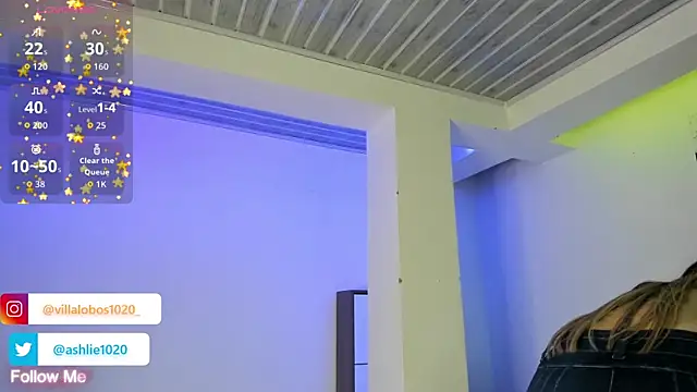 MiaVillalobos online show from 11-08-25, 10:24