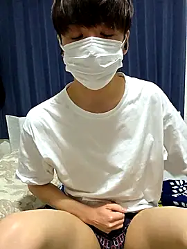 sora05- online show from 04-22-26, 04:47