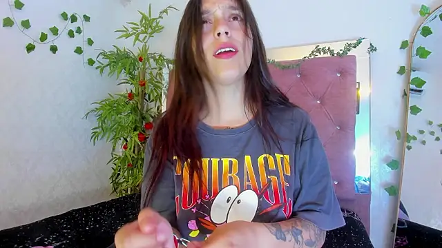 JulianaCarter online show from 03-23-26, 07:25