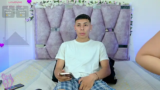 lana and liam  online show from 02-15-26, 10:36