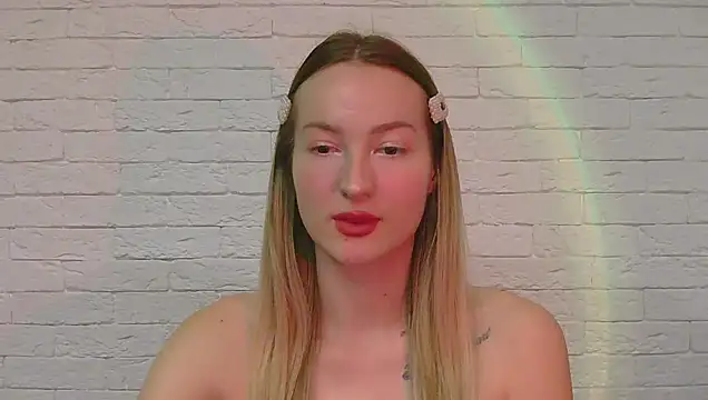 Snapshot of Alice_Sweet_01 chatting on 11-10-25, 03:17 Alice Sweet 01 online show from 11-10-25, 03:17