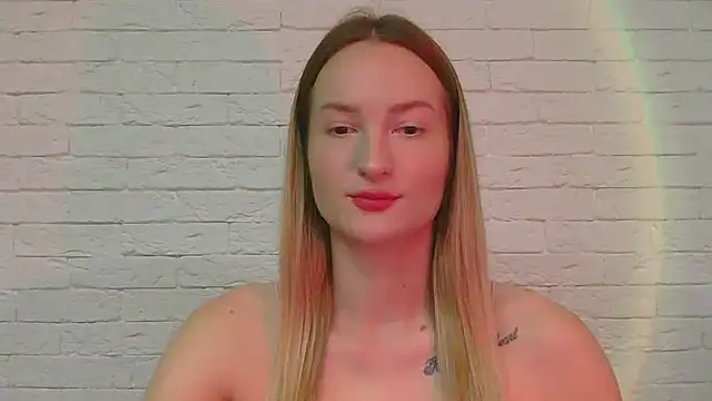 Snapshot of Alice_Sweet_01 chatting on 12-02-25, 03:03 Alice Sweet 01 online show from 12-02-25, 03:03
