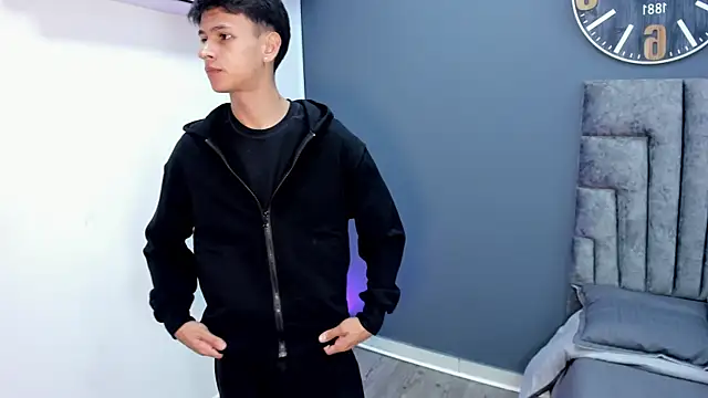 stephane rouss online show from 11-30-25, 08:42