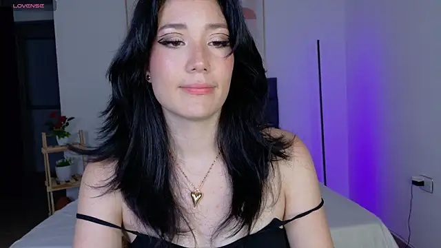 Snapshot of Eliih_01 chatting on 10-07-25, 11:50 Eliih 01 online show from 10-07-25, 11:50