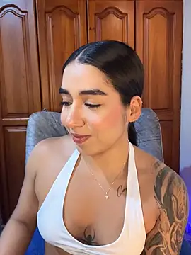 KaditaNavarro online show from 03-26-26, 11:57