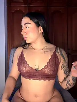 KaditaNavarro online show from 10-13-25, 07:48