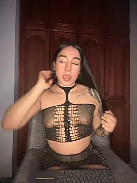 KaditaNavarro online show from 09-08-25, 10:53