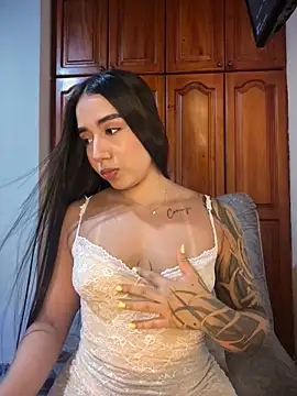 KaditaNavarro online show from 04-07-26, 10:33