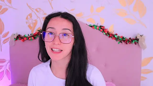 Ginevra esposito online show from 01-06-26, 12:53