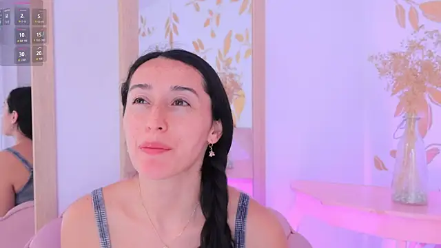 Ginevra esposito online show from 10-07-25, 12:50