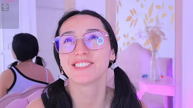 Ginevra esposito online show from 10-10-25, 12:50