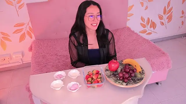 Ginevra esposito online show from 02-07-26, 12:46