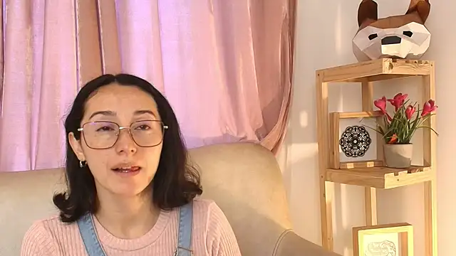 Snapshot of Ginevra_esposito chatting on 04-27-26, 12:47 Ginevra esposito online show from 04-27-26, 12:47