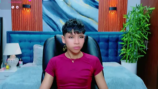 dilan 911 online show from 03-30-26, 07:15