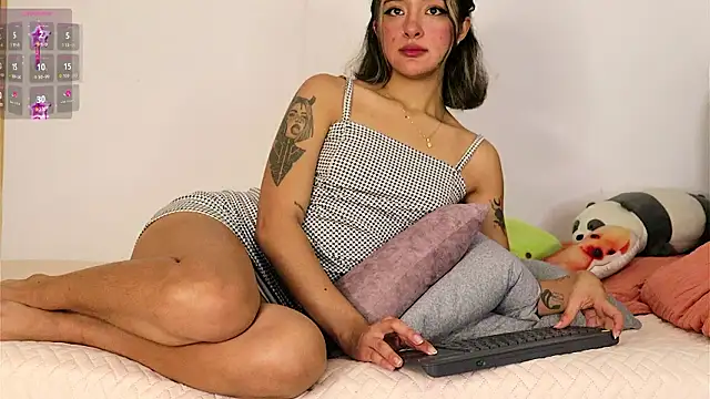 Raven06  online show from 02-23-26, 11:27