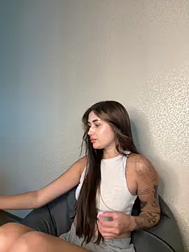 Snapshot of vexlana chatting on 09-11-25, 01:11 vexlana online show from 09-11-25, 01:11