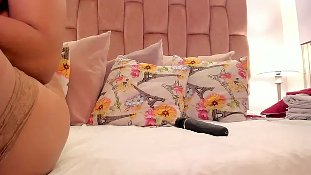 aishathornee online show from 01-11-26, 07:21