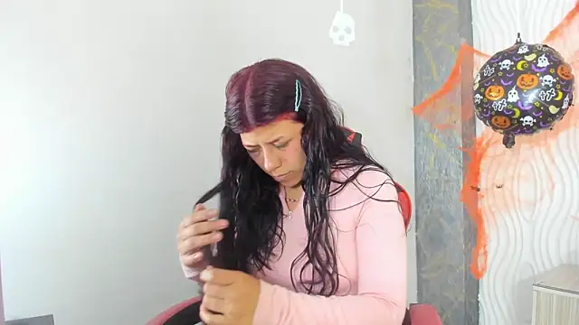 Raven Rouge  online show from 10-30-25, 05:17