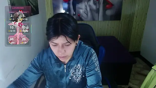 Raven Rouge  online show from 10-10-25, 04:35