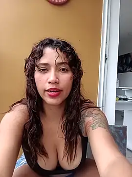 Vikyvoyeur online show from 03-06-26, 06:25