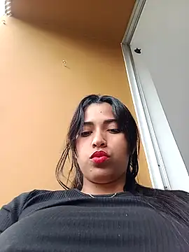 Vikyvoyeur online show from 04-13-26, 07:40