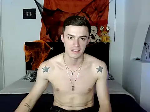 Snapshot of Ken_bigcock77 chatting on 11-01-25, 11:42 Ken bigcock77 online show from 11-01-25, 11:42