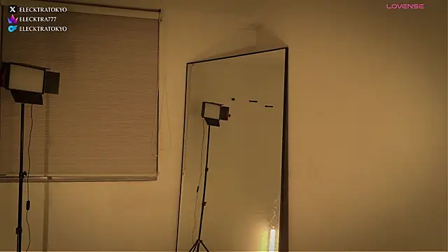 alexxatokyo online show from 11-28-25, 12:55