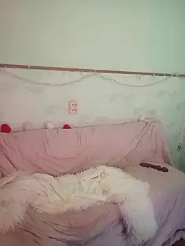 Snapshot of XHelenaX90 chatting on 02-16-26, 07:56 XHelenaX90 online show from 02-16-26, 07:56