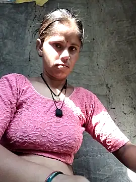 Hot-ilaiy online show from 10-20-25, 03:52