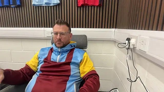 bilf1978 online show from 02-10-26, 11:42