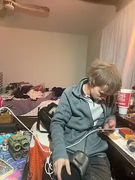 XanderOzzz online show from 12-20-25, 09:12