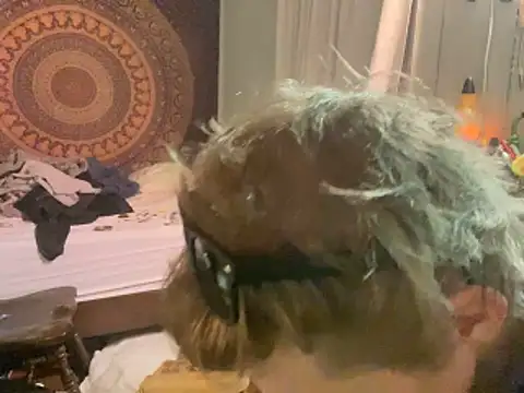 XanderOzzz online show from 11-11-25, 09:26