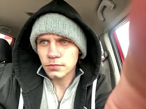 XanderOzzz online show from 01-10-26, 02:45