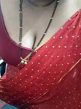 Snapshot of Tamil-rami chatting on 10-13-25, 08:05 Tamil-rami online show from 10-13-25, 08:05