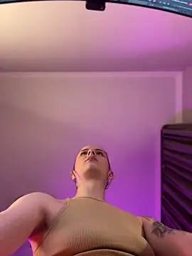 bigJuicyPussy online show from 02-22-26, 01:57