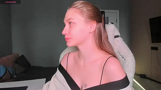 Ammi bliss online show from 11-14-25, 06:06