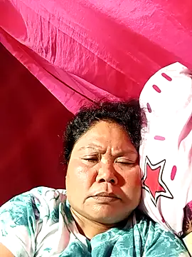 Mari fvcks online show from 10-16-25, 12:52