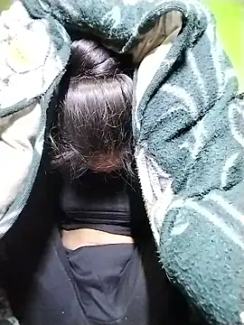 Snapshot of Punam_ji chatting on 01-09-26, 01:01 Punam ji online show from 01-09-26, 01:01