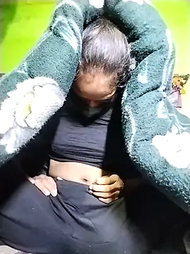 Snapshot of Punam_ji chatting on 01-10-26, 01:01 Punam ji online show from 01-10-26, 01:01