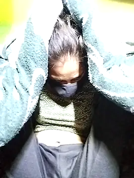 Snapshot of Punam_ji chatting on 01-06-26, 11:09 Punam ji online show from 01-06-26, 11:09