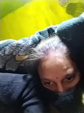 Snapshot of Punam_ji chatting on 01-13-26, 12:31 Punam ji online show from 01-13-26, 12:31