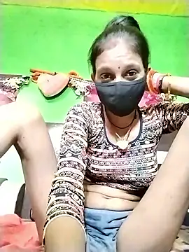 Snapshot of Punam_ji chatting on 06-11-26, 03:58 Punam ji online show from 06-11-26, 03:58