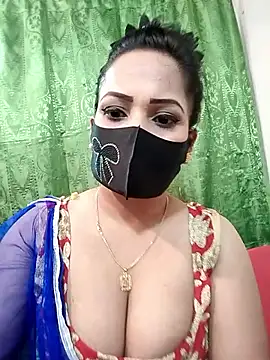 Snapshot of Payel_50 chatting on 04-20-26, 07:15 Payel 50 online show from 04-20-26, 07:15